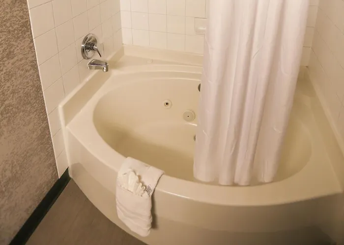 Days Inn By Wyndham Calgary Airport